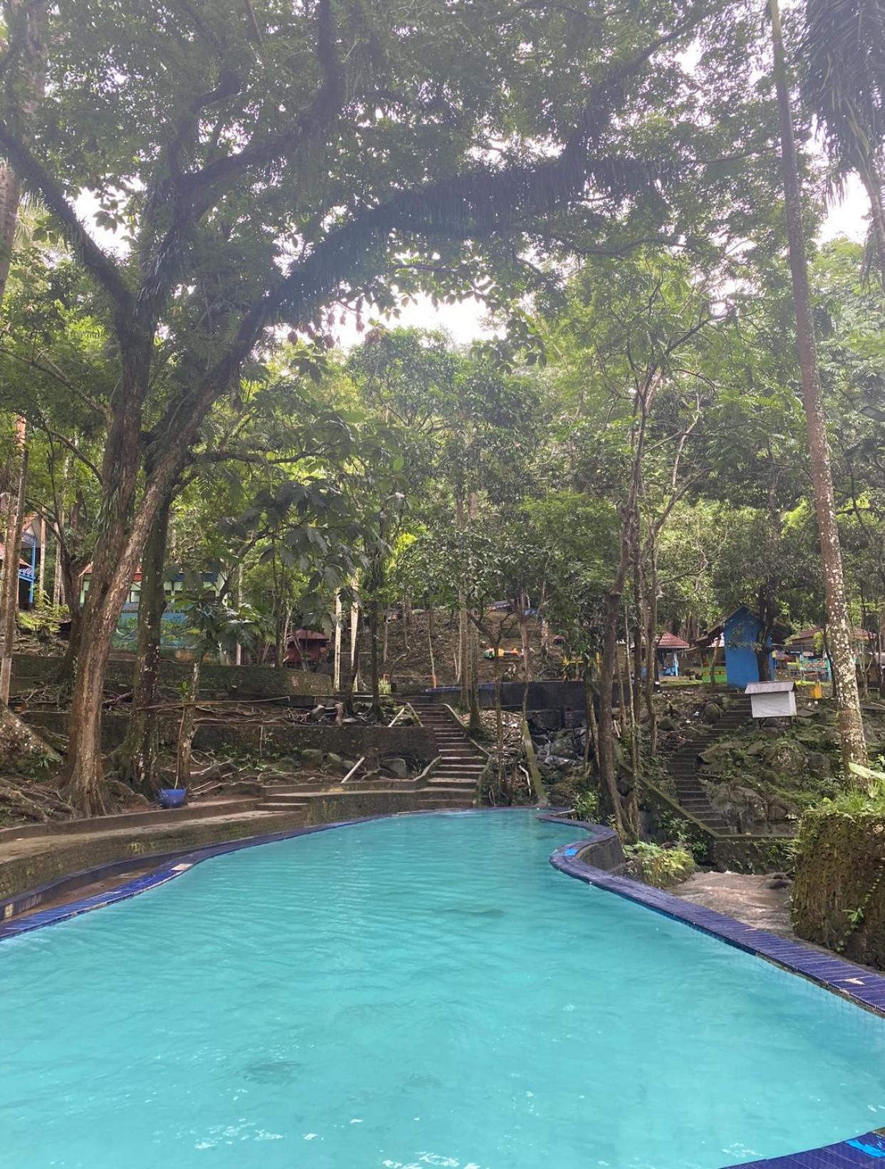 Hakata Lejja Near Natural Hot Spring Batu-Batu Buitenkant foto