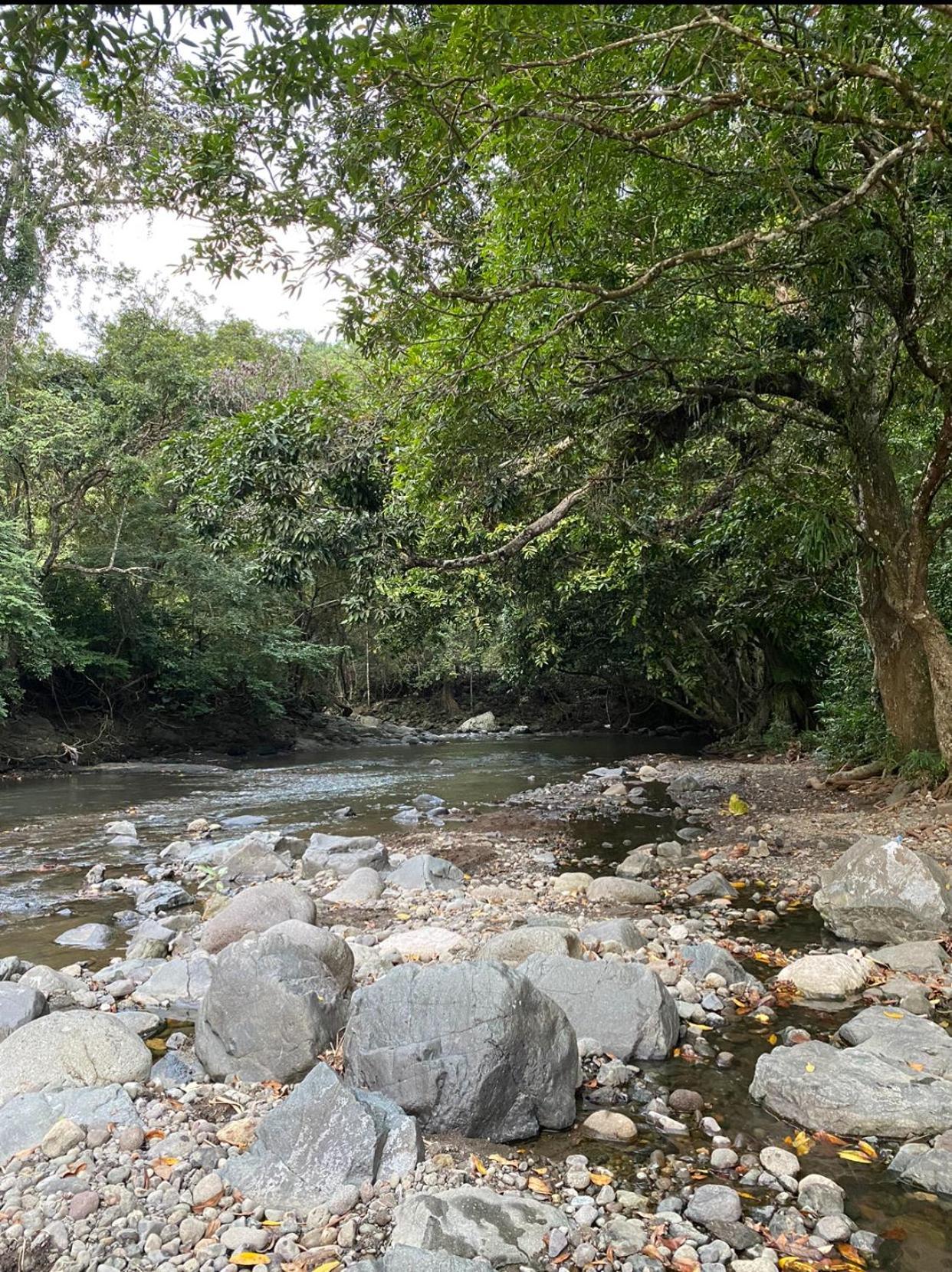 Hakata Lejja Near Natural Hot Spring Batu-Batu Buitenkant foto